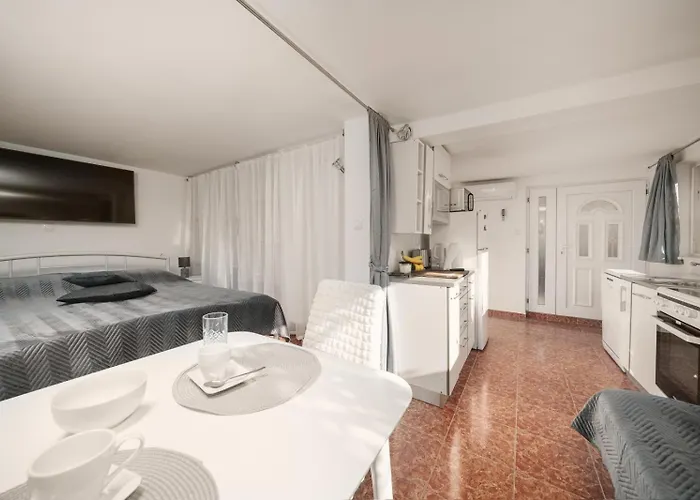 Studio Apartman Vodice